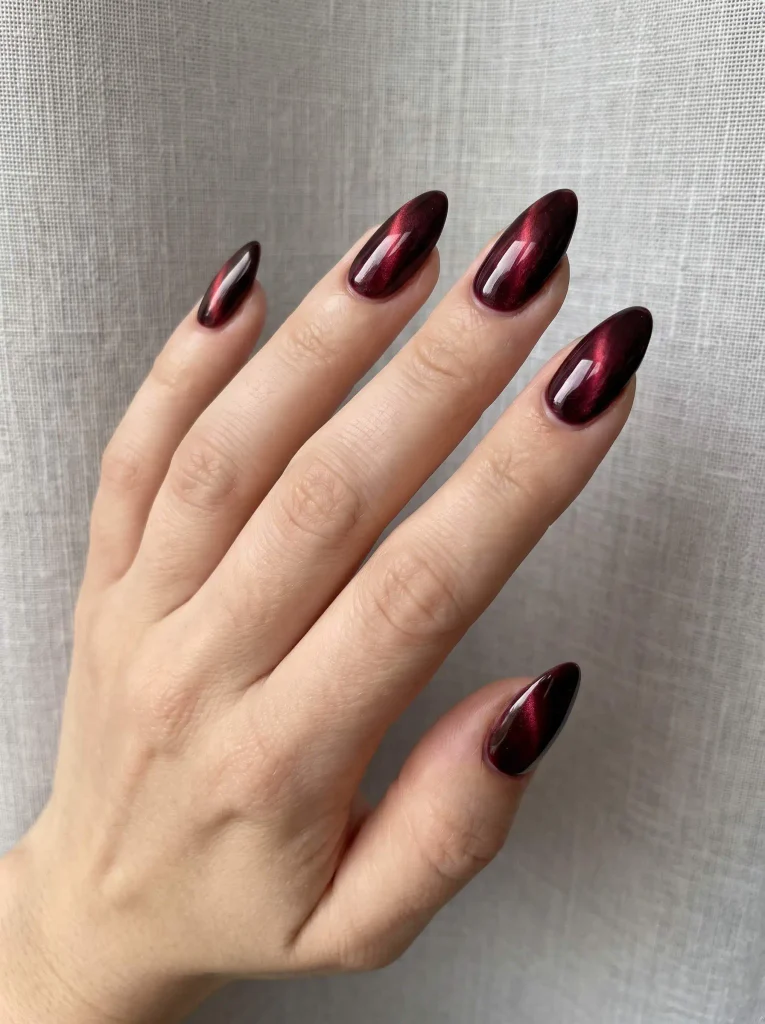 Almond Halloween cat eye nails