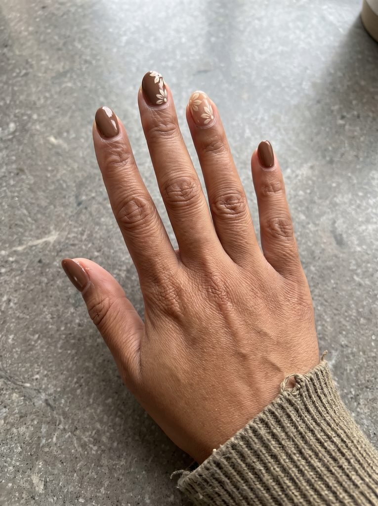 Brown Floral Short Fall Nails