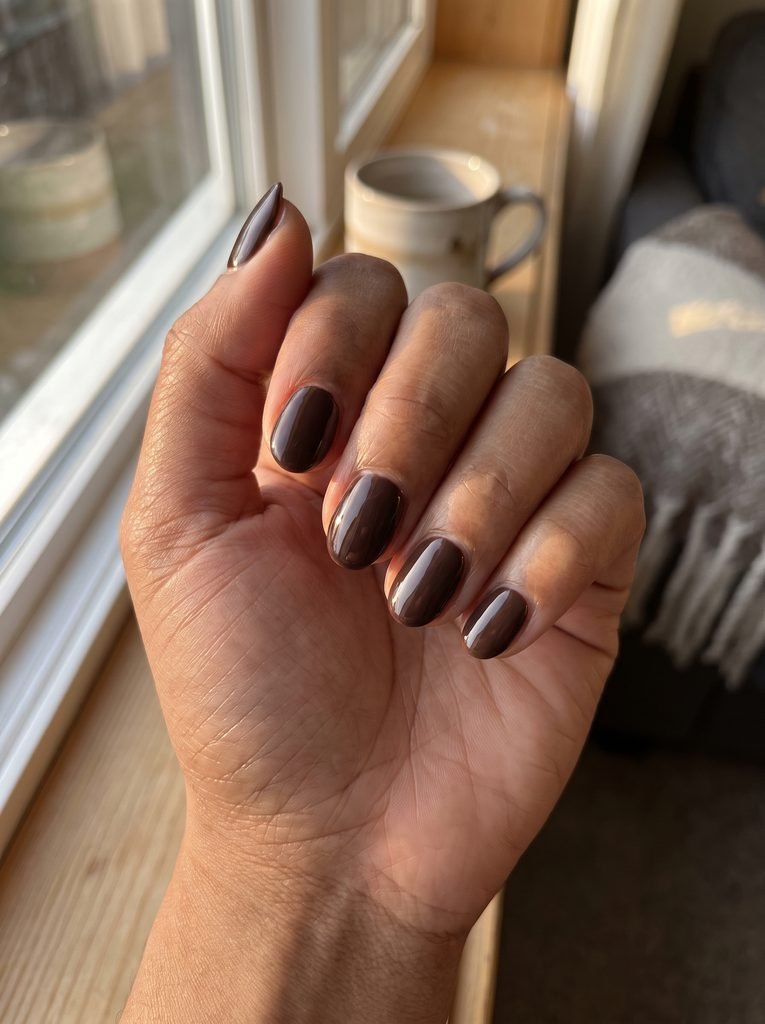 Espresso Gel Short Oval Nails