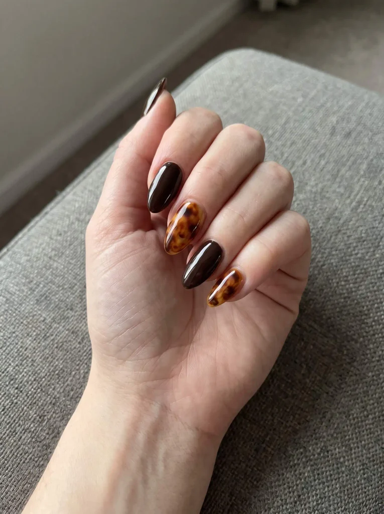 Tortoiseshell November Almond Nails