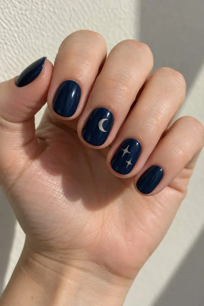 Short Midnight Moon And Star Nails