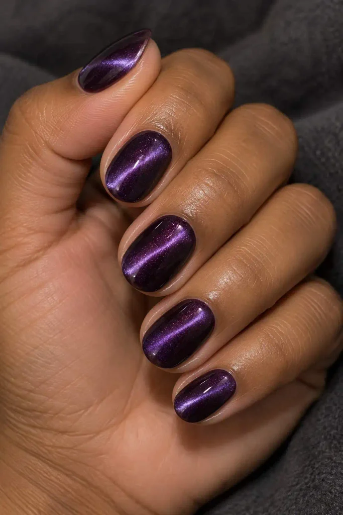 Short Purple Magnetic Cat Eye Nails